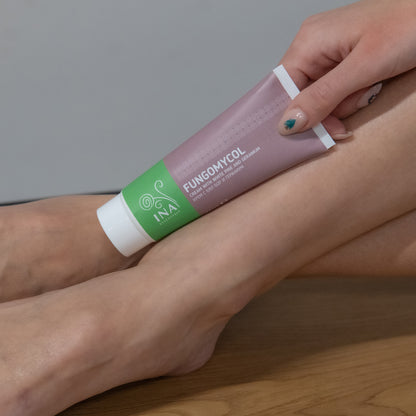 Krem 2 në 1 për Kërpudhat e thonjve dhe lëkurë të thatë e të çarë - me pishë të bardhë, urea dhe barbarozë (Geranium)